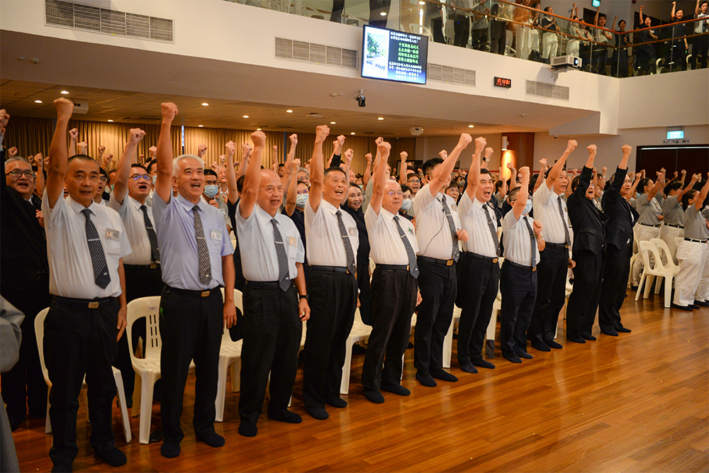 跨海传承法脉  三百人精进研习