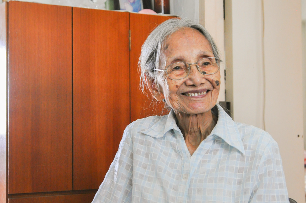 “Falling down cannot stop me from going out to volunteer at 90 years old”