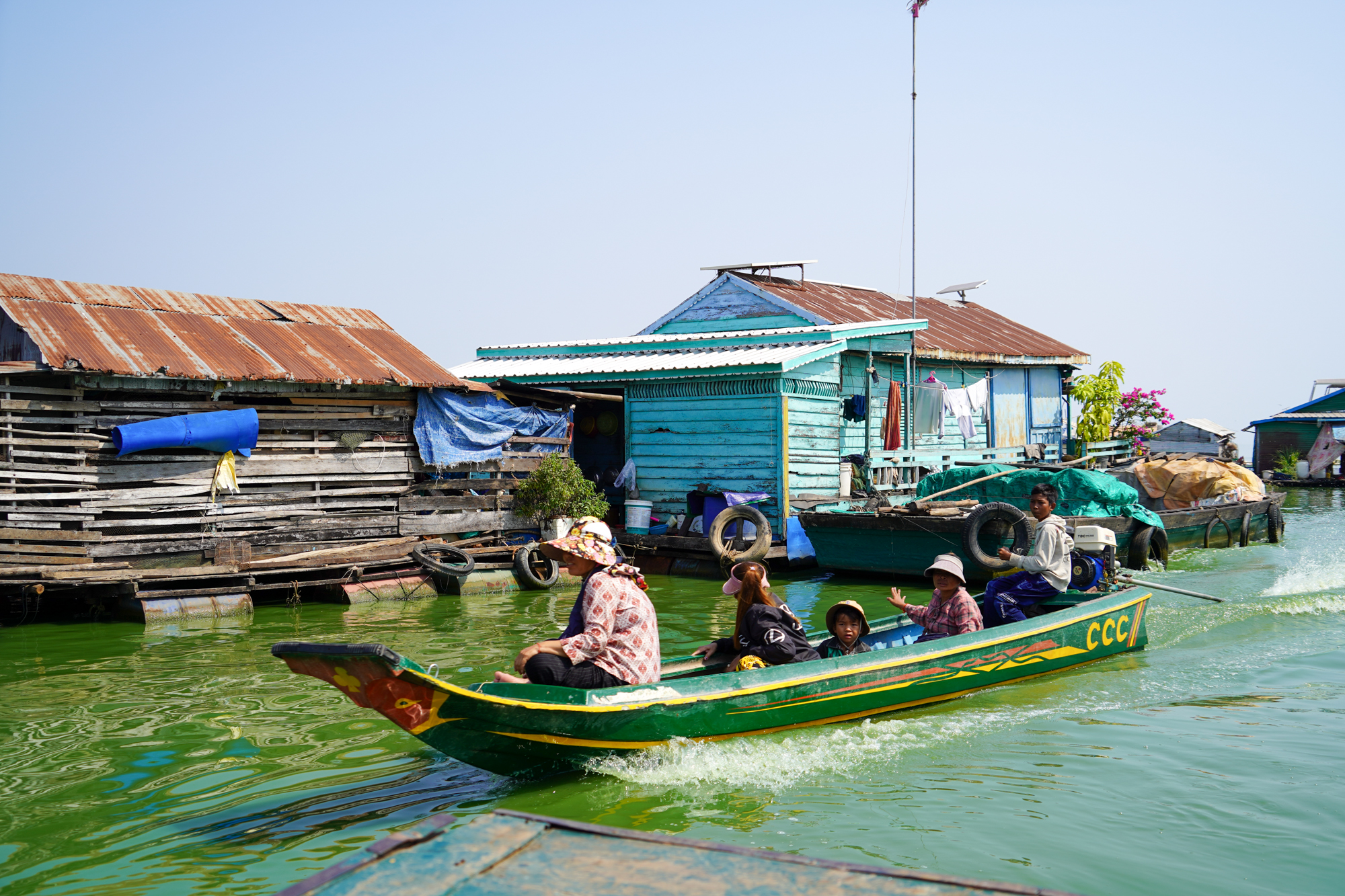 一场义诊 温暖飘进洞里萨湖