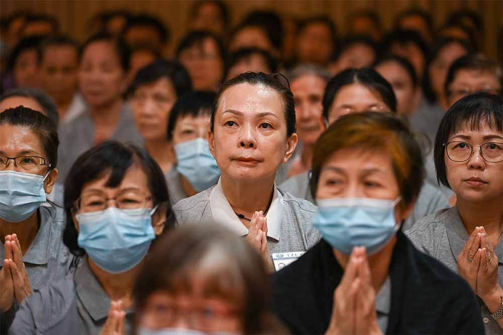 郑龙英：曾以车轮丈量世界，今以愿力丈量人生